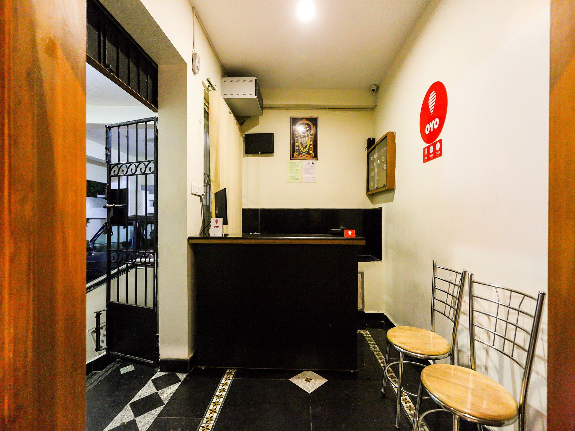 Hotel Oyo Flagship 12665 Chrompet Chennai Exterior foto