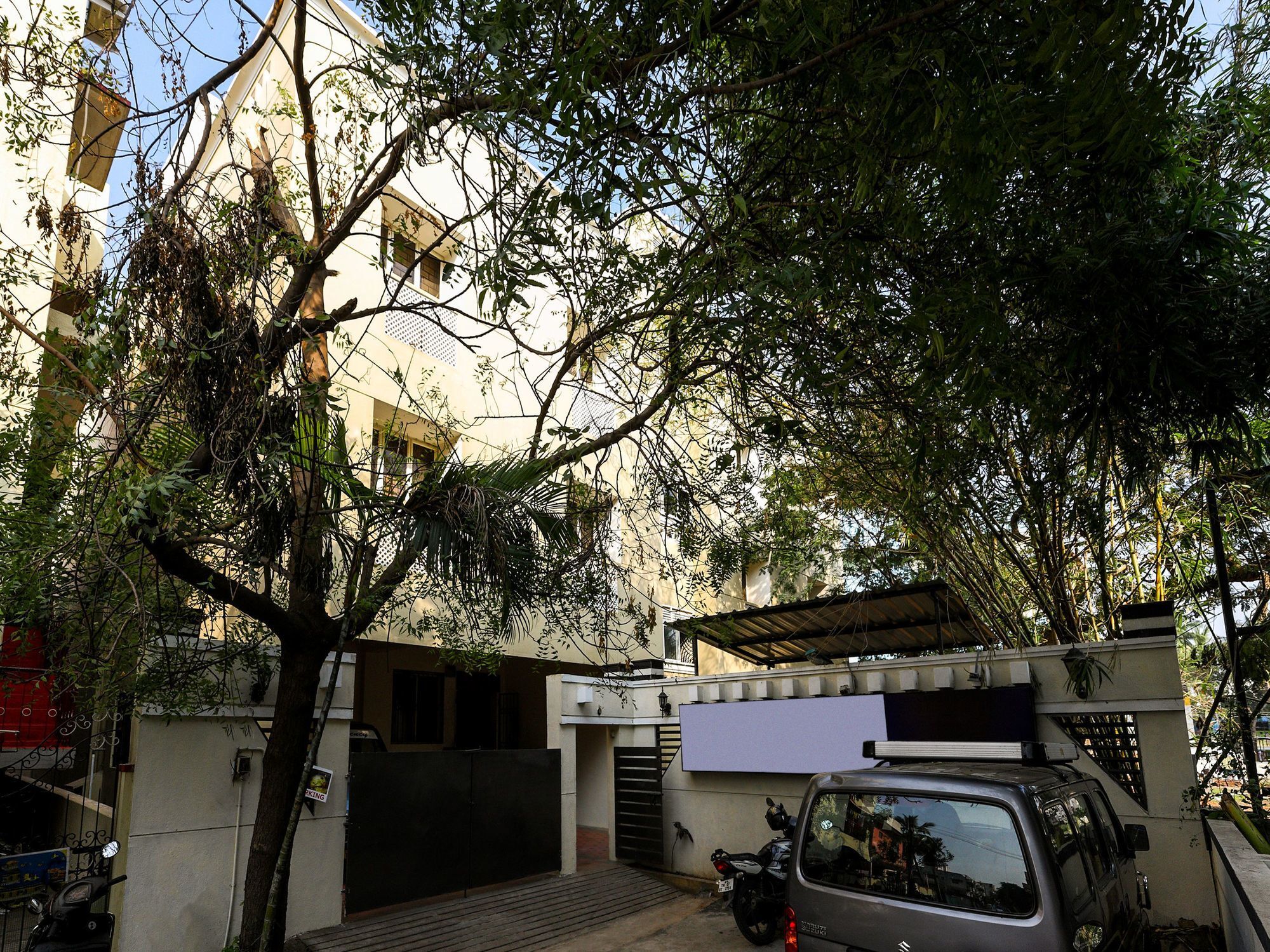Hotel Oyo Flagship 12665 Chrompet Chennai Exterior foto